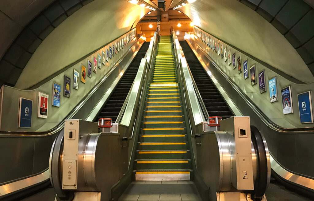 Maida Vale Station