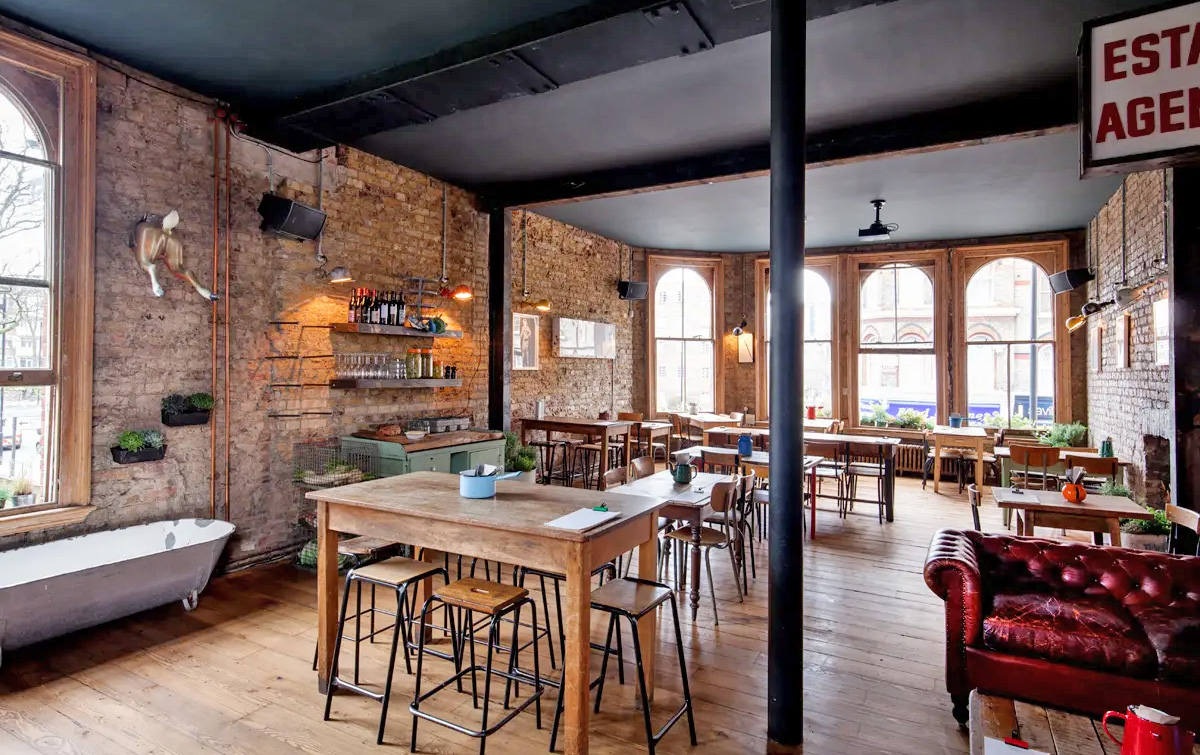 The interior of The Elgin, which is long-standing Maida Vale pub on Elgin Avenue